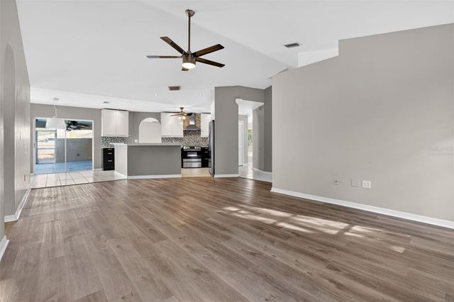 3902 SE 2ND PLACE, Cape Coral, FL 33904