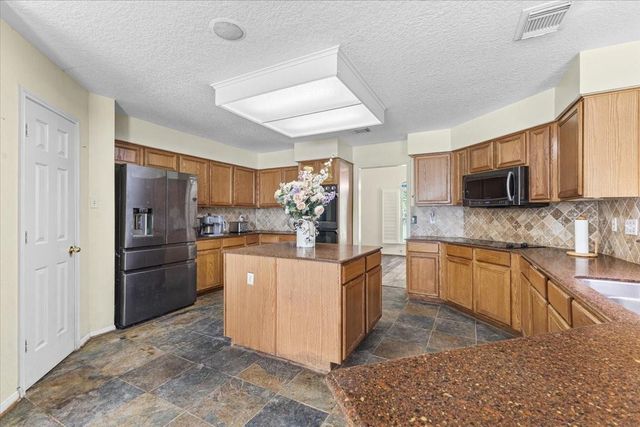 13501 Stowe Road, Conroe, TX 77306