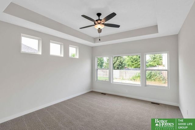 19836 Adams Street, Omaha, NE 68135