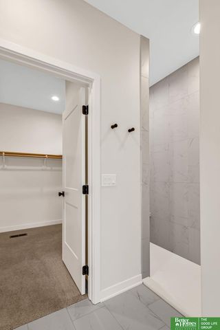 19836 Adams Street, Omaha, NE 68135