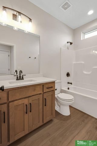 19836 Adams Street, Omaha, NE 68135