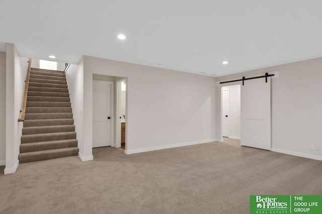 19836 Adams Street, Omaha, NE 68135