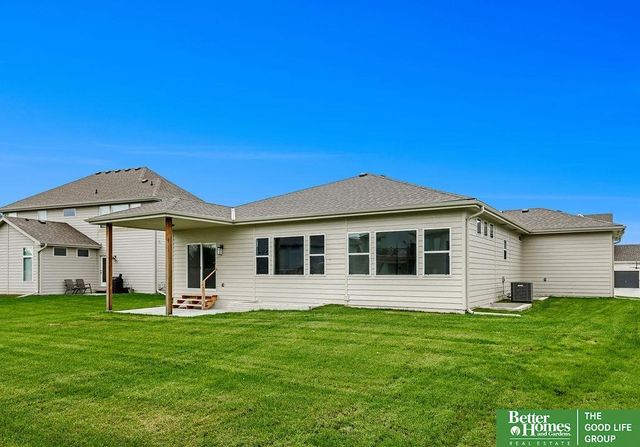 19836 Adams Street, Omaha, NE 68135