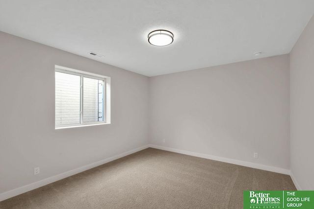 19836 Adams Street, Omaha, NE 68135