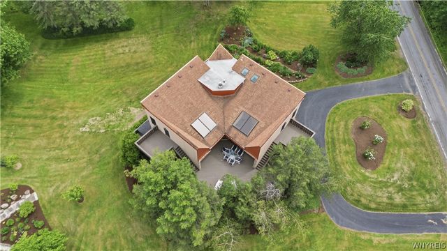 6985 Chestnut Ridge Road, Orchard Park, NY 14127