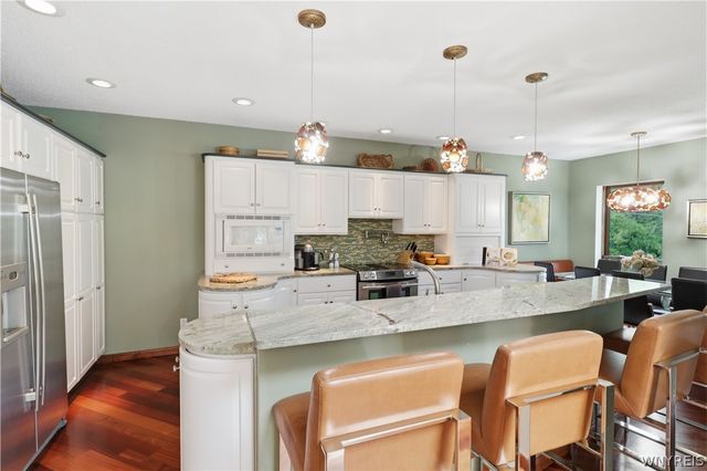 6985 Chestnut Ridge Road, Orchard Park, NY 14127
