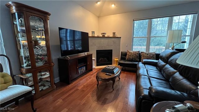 26727 Rue Saint Anne Court, Warrensville Heights, OH 44128