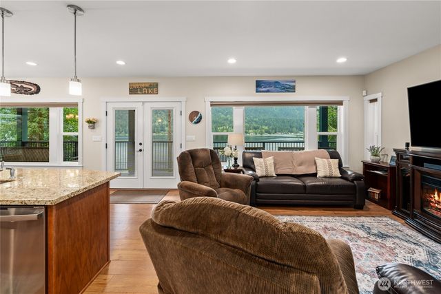 34605 N Shore Drive, Mount Vernon, WA 98274