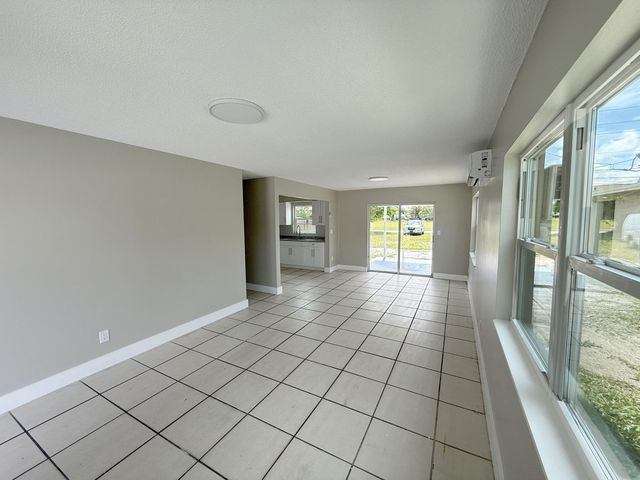 1920 SW 44th Avenue 2, Fort Lauderdale, FL 33317