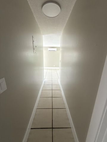 1920 SW 44th Avenue 2, Fort Lauderdale, FL 33317