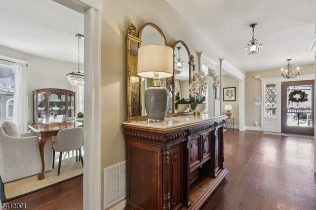 733 Summit Ave, Westfield Town, NJ 07090