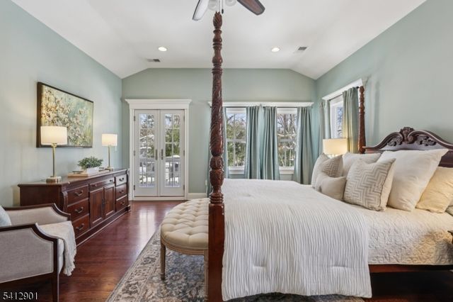 733 Summit Ave, Westfield Town, NJ 07090