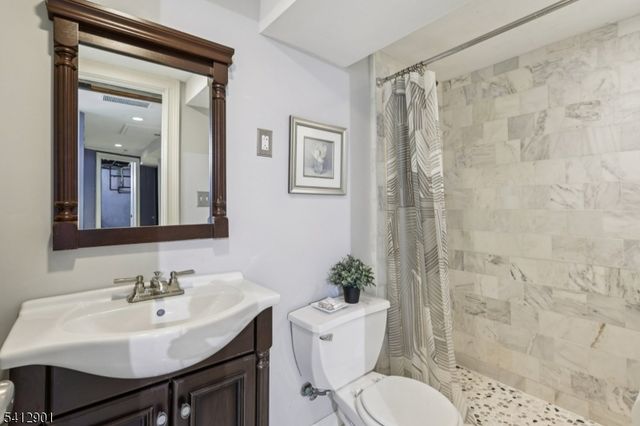 733 Summit Ave, Westfield Town, NJ 07090