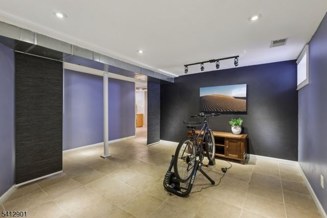 733 Summit Ave, Westfield Town, NJ 07090