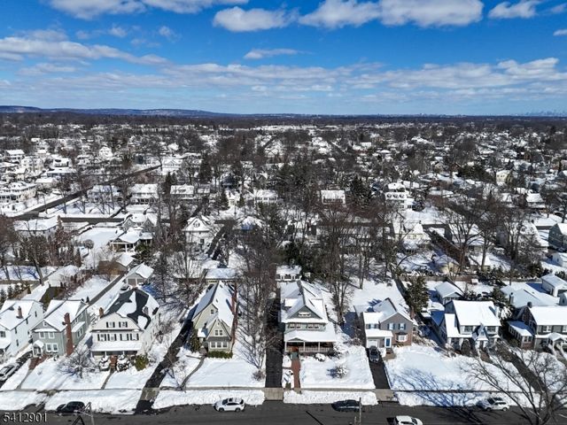 733 Summit Ave, Westfield Town, NJ 07090