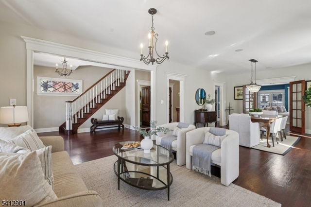 733 Summit Ave, Westfield Town, NJ 07090