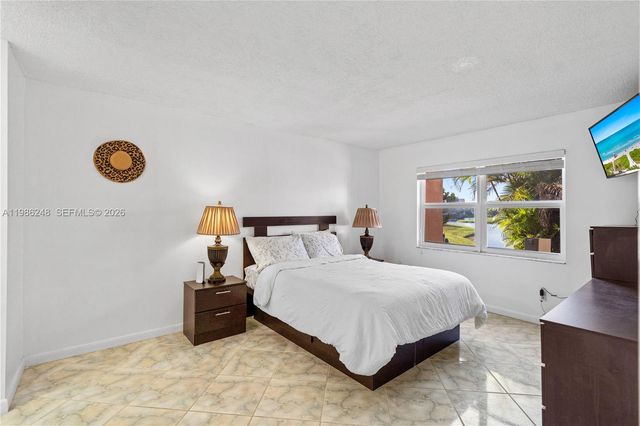 9540 Sunrise Lakes Boulevard 103, Sunrise, FL 33322