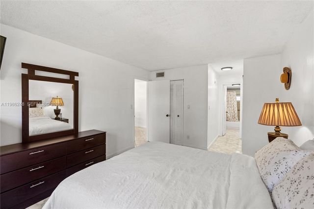 9540 Sunrise Lakes Boulevard 103, Sunrise, FL 33322