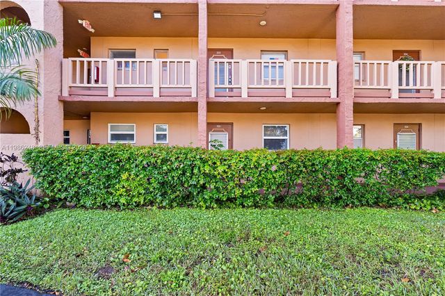 9540 Sunrise Lakes Boulevard 103, Sunrise, FL 33322