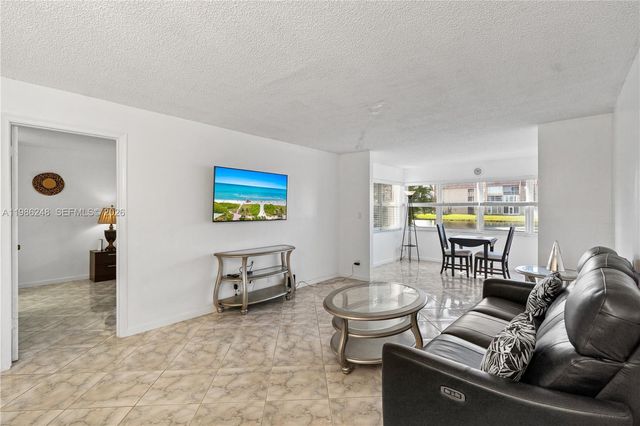 9540 Sunrise Lakes Boulevard 103, Sunrise, FL 33322