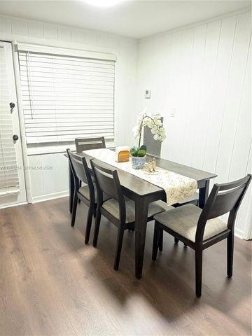 2036 NE 21st Ave 2, Fort Lauderdale, FL 33305