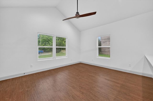 818 W Elm Street, Denison, TX 75020