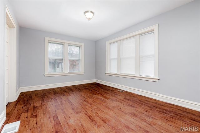 4223 Ellenwood Avenue, St Louis, MO 63116