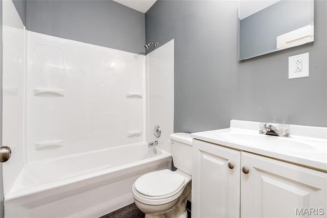 4223 Ellenwood Avenue, St Louis, MO 63116