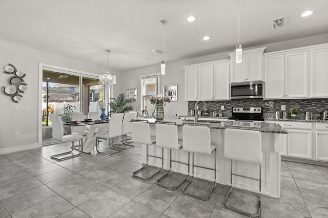 2417 CHATEAU LOOP, Kissimmee, FL 34741