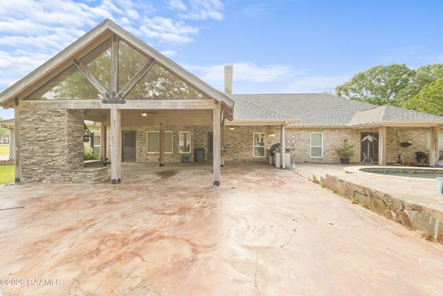136 Shelby Oaks Lane, Lafayette, LA 70507