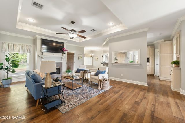 136 Shelby Oaks Lane, Lafayette, LA 70507