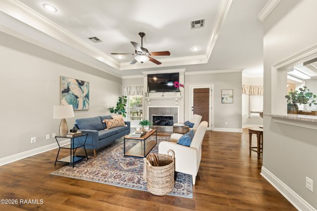 136 Shelby Oaks Lane, Lafayette, LA 70507