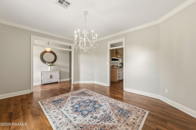 136 Shelby Oaks Lane, Lafayette, LA 70507