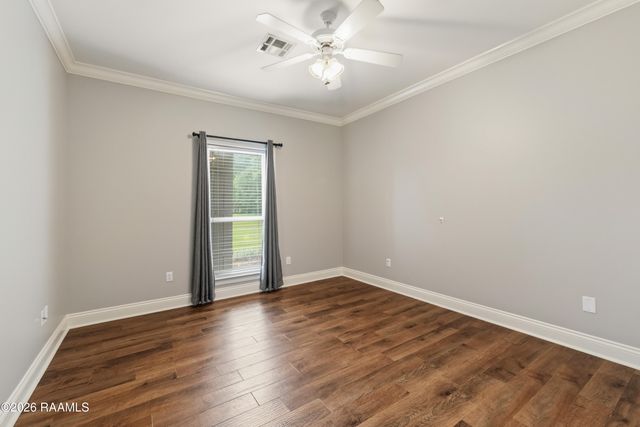 136 Shelby Oaks Lane, Lafayette, LA 70507