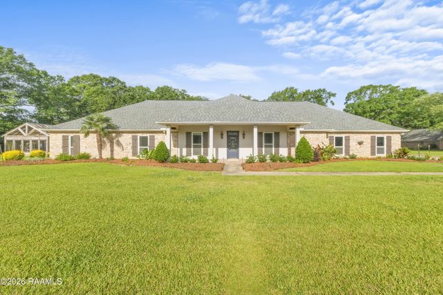 136 Shelby Oaks Lane, Lafayette, LA 70507