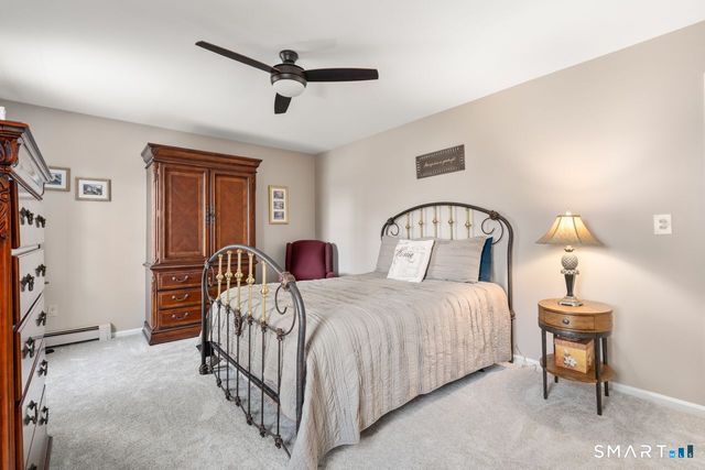 61 Sharon Court, Shelton, CT 06484