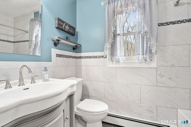 61 Sharon Court, Shelton, CT 06484