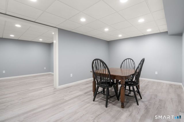 61 Sharon Court, Shelton, CT 06484