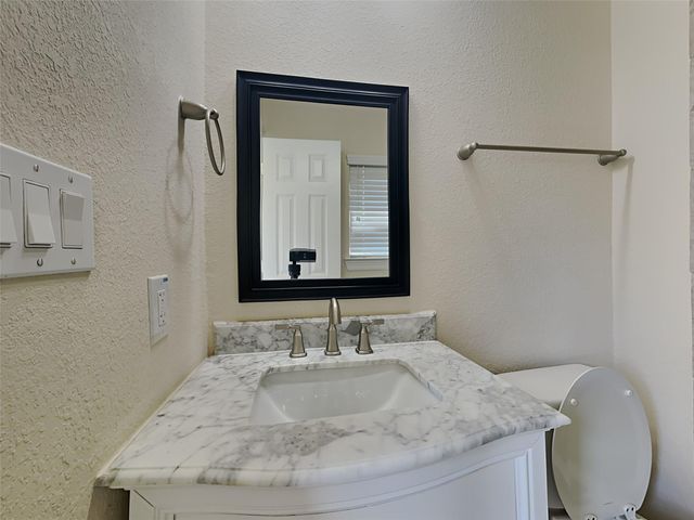 2734 Kings Retreat Circle, Houston, TX 77345