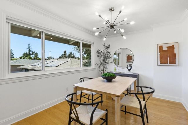 1540 San Antonio Street, Menlo Park, CA 94025