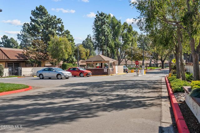 6204 Village 6, Camarillo, CA 93012