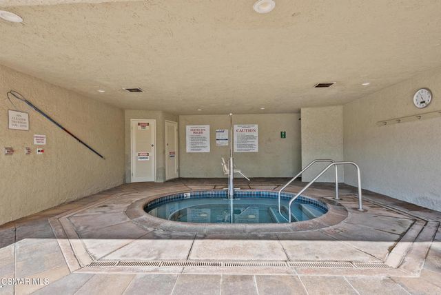 6204 Village 6, Camarillo, CA 93012