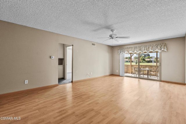 6204 Village 6, Camarillo, CA 93012