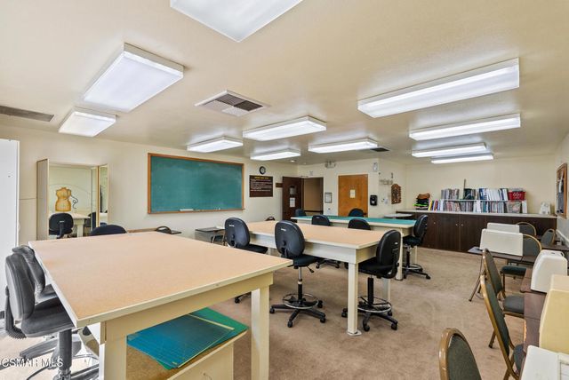 6204 Village 6, Camarillo, CA 93012