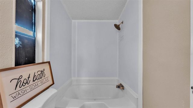 15 CACTUS CIRCLE E, Winter Haven, FL 33880