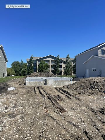 2608 36th Avenue S, Moorhead, MN 56560