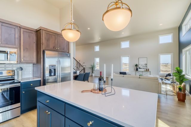 2608 36th Avenue S, Moorhead, MN 56560