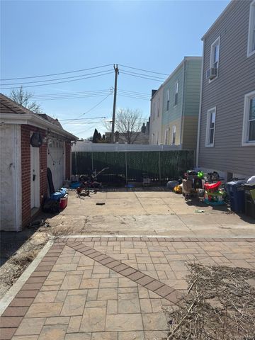 136-15 Whitelaw Street, Ozone Park, NY 11417