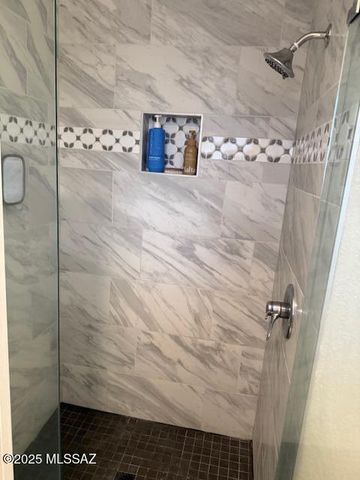 790 W Arbor Ridge Drive, Green Valley, AZ 85614