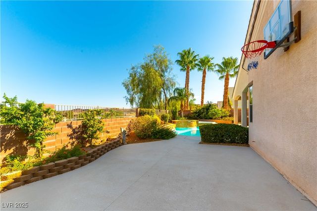 1119 Pinto Horse Avenue, Henderson, NV 89052